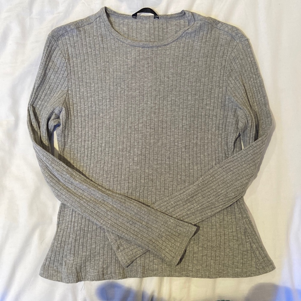 Long sleeved top
